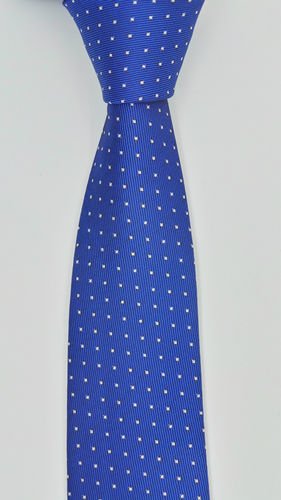 Juuso sininen solmio